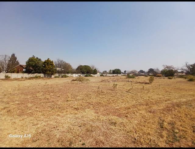 19,757M² VACANT LAND FOR SALE IN RIVERSDALE